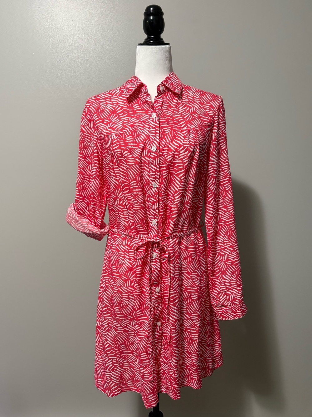 Boo Radley Button Down Long Sleeve Tie Front Shirt Dress Abstract Print